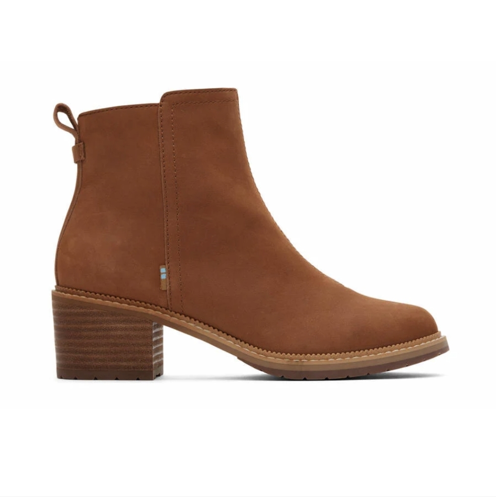 Tom's Marina Boot